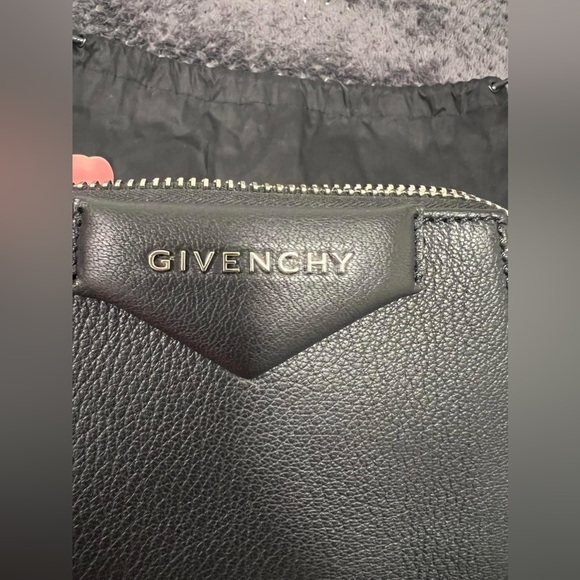 Givenchy Antigona Nano - Picture 4 of 14